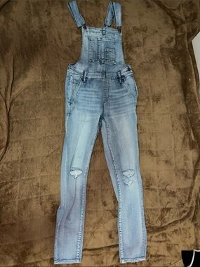 Silver Jeans Light Blue Distressed Denim Overalls XS